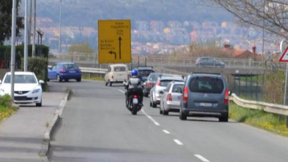Splet ponuja številne nasvete in zemljevide, ki italijanskim voznikom svetujejo pot, s katero se izognejo nakupu vinjete.