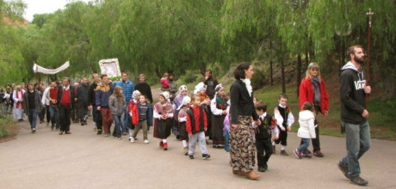 Procesija z Marijino podobo