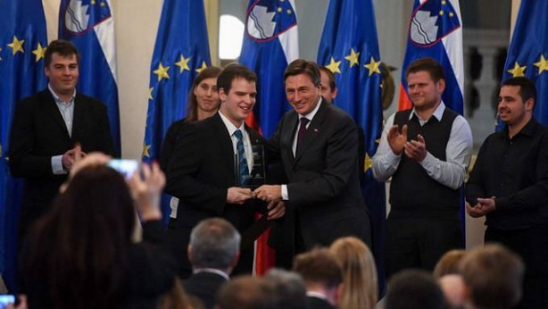 Slovesna podelitev v predsedniški palači