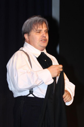 Iz Čehove kratke komedije O škodljivosti tobaka