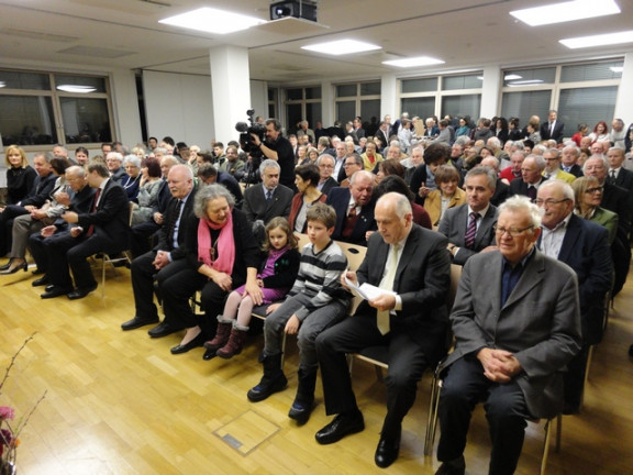 Obiskovalci na podelitvi Tischlerjeve nagrade