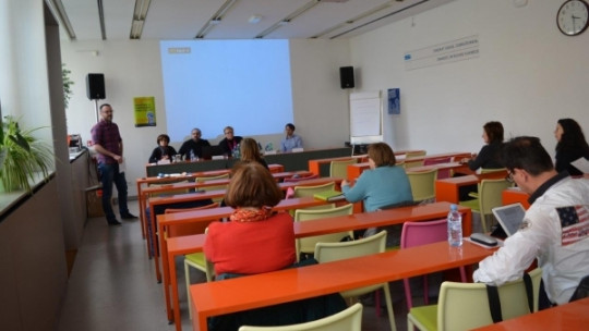 Seminar, ki ga pripravil SVIZ - Udeležba ni ravno množična