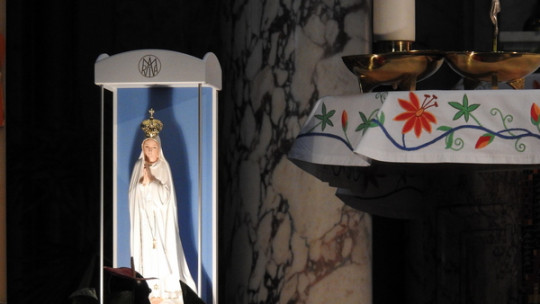 Ob tem kipcu Fatimske Marije bomo molili po slovenskih družinah