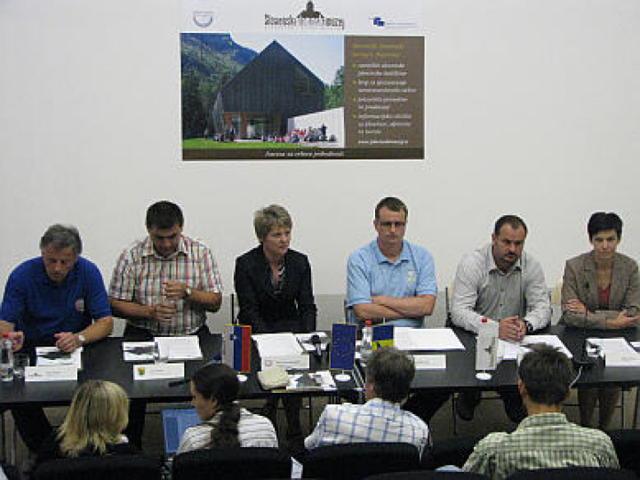 Predstavitev muzeja na tiskovni konferenci