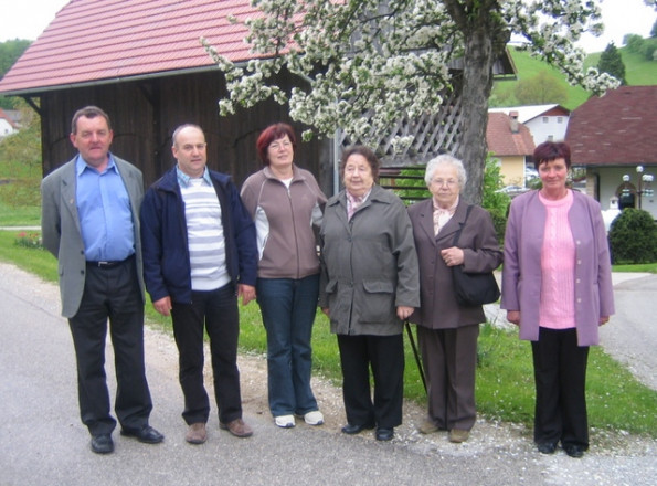 Pevci iz Trobnega Dola nad Laškim