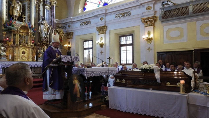 Škof Anton Jamnik