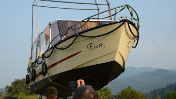 Ladjica Ema