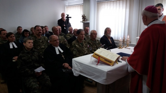 Blagoslov kapele v vojašnici Ivana Cankarja na Vrhniki