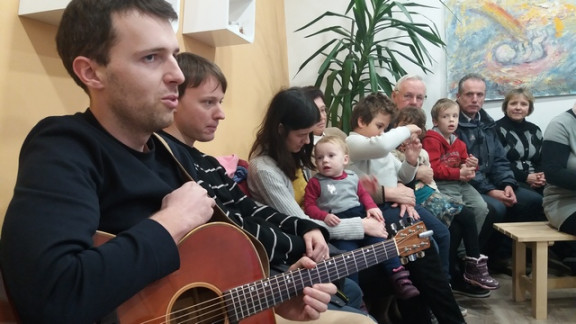 Program je obotail tudi pevec Primož Križaj