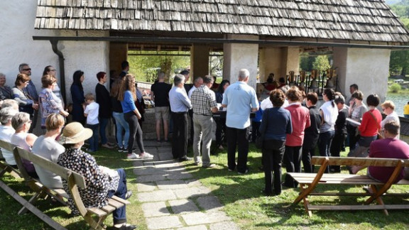 Pri sveti maši je škof blagoslovil tudi vse turistične delavce