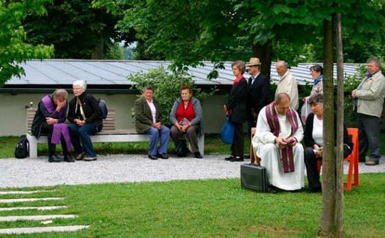 Spovedovanje na Romanju bolnikov