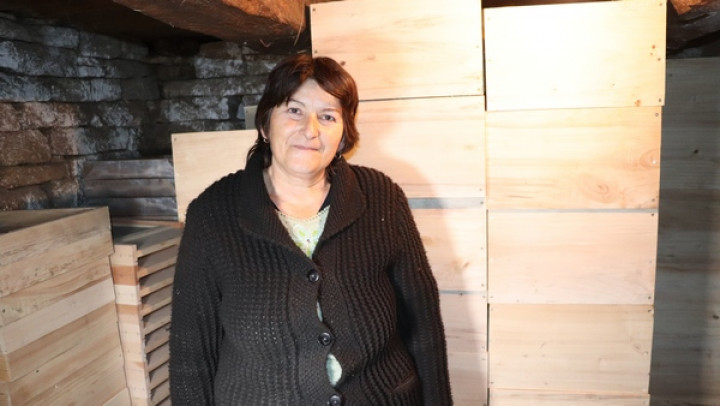 Čebelarka Snežana Žurkić iz občine Ražanj, prejemnica 19 panjev na nagradnem natečaju