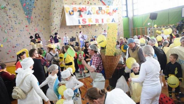 Pustno rajanje