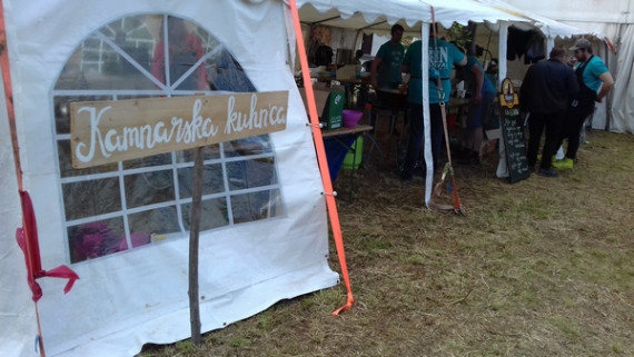 Da je moč v rokah, je nujna dobra malica