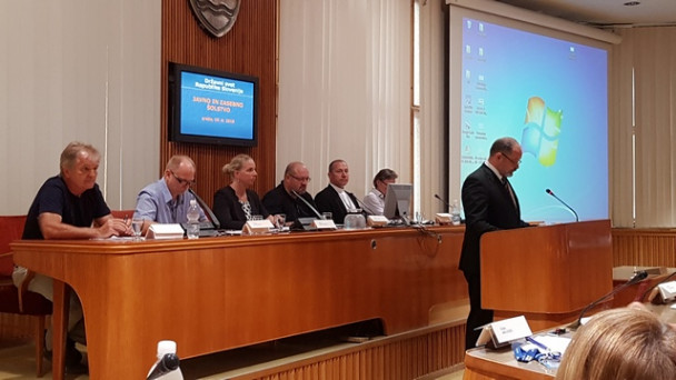Med razpravljavci številni deležniki zasebnega šolstva