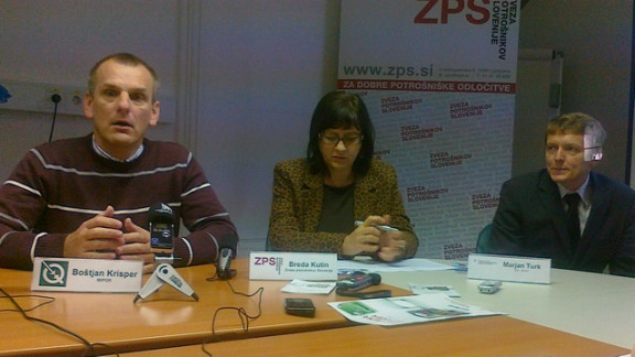 Boštjan Okorn, Breda Kutin in Marjan Turk na današnji tiskovni konferenci ZPS-ja