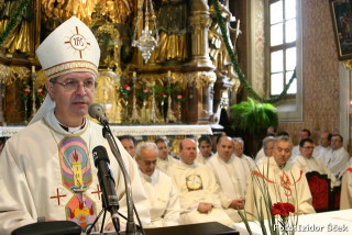 Nadškof Marjan Turnšek na Ponikvi