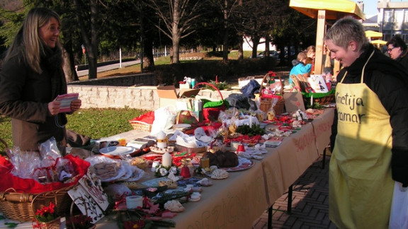 Izdelki domače obrti.