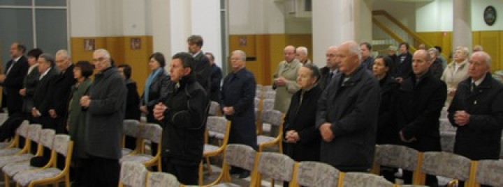 Nadškof Uran, maša zadušnica