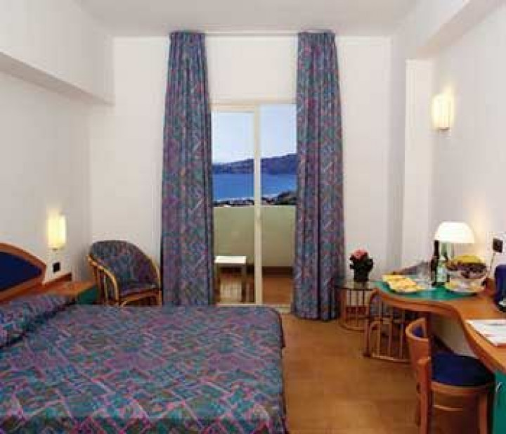 Tipična hotelska soba