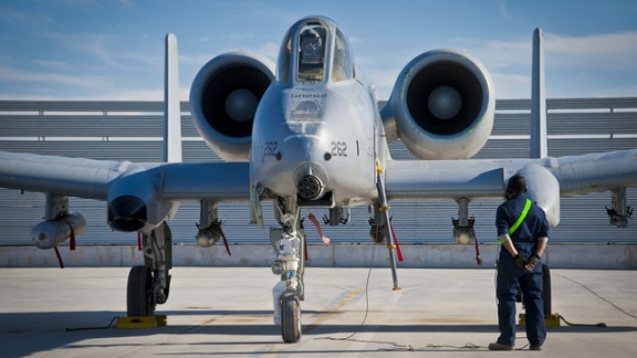Ameriški bombnik A-10; foto: www.defense.gov