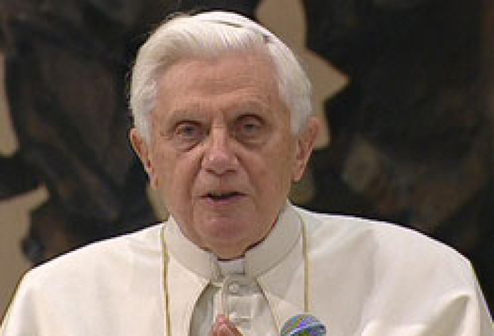 Papež Benedikt XVI. v dvorani Pavla VI.