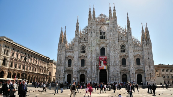 Milano pričakuje papeža