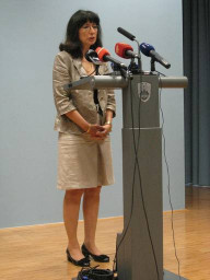 Državna sekretarka Mojca Škrinjar.