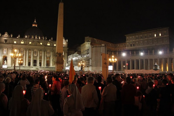 Procesija s svečkami