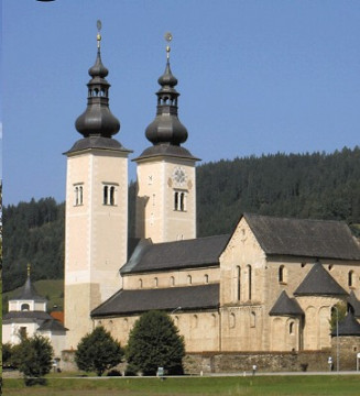 Cerkev svete Eme v Krki