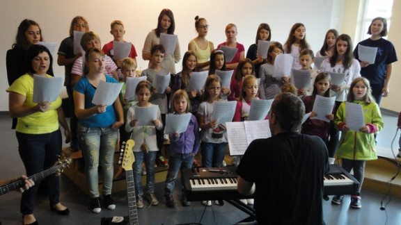 Otroško mladinski pevski zbor Izlake