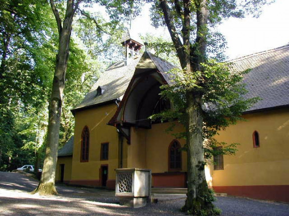 Romanje frankfurtskih Slovencev - cerkev v Maria Sternachu