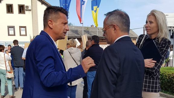 Župan Aco Franc Šuštar in državni sekretar Aleš Prijon