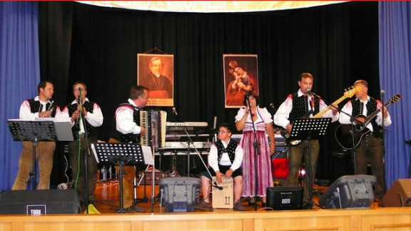 ansambel Franka Remiha na binkoštnem srečanju v Essnu