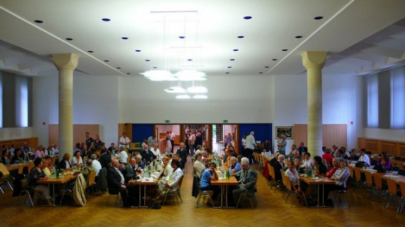 Dvorana na binkoštnem srečanju v Essnu leta 2011