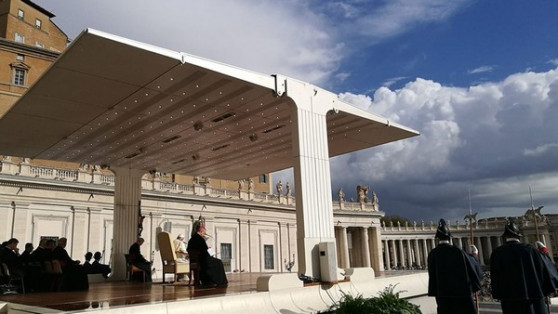 Sredina plošna avdienca v Vatikanu