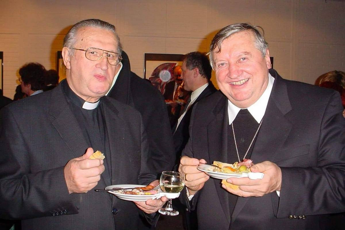 Oče Franc Bole in nadškof Alojz Uran