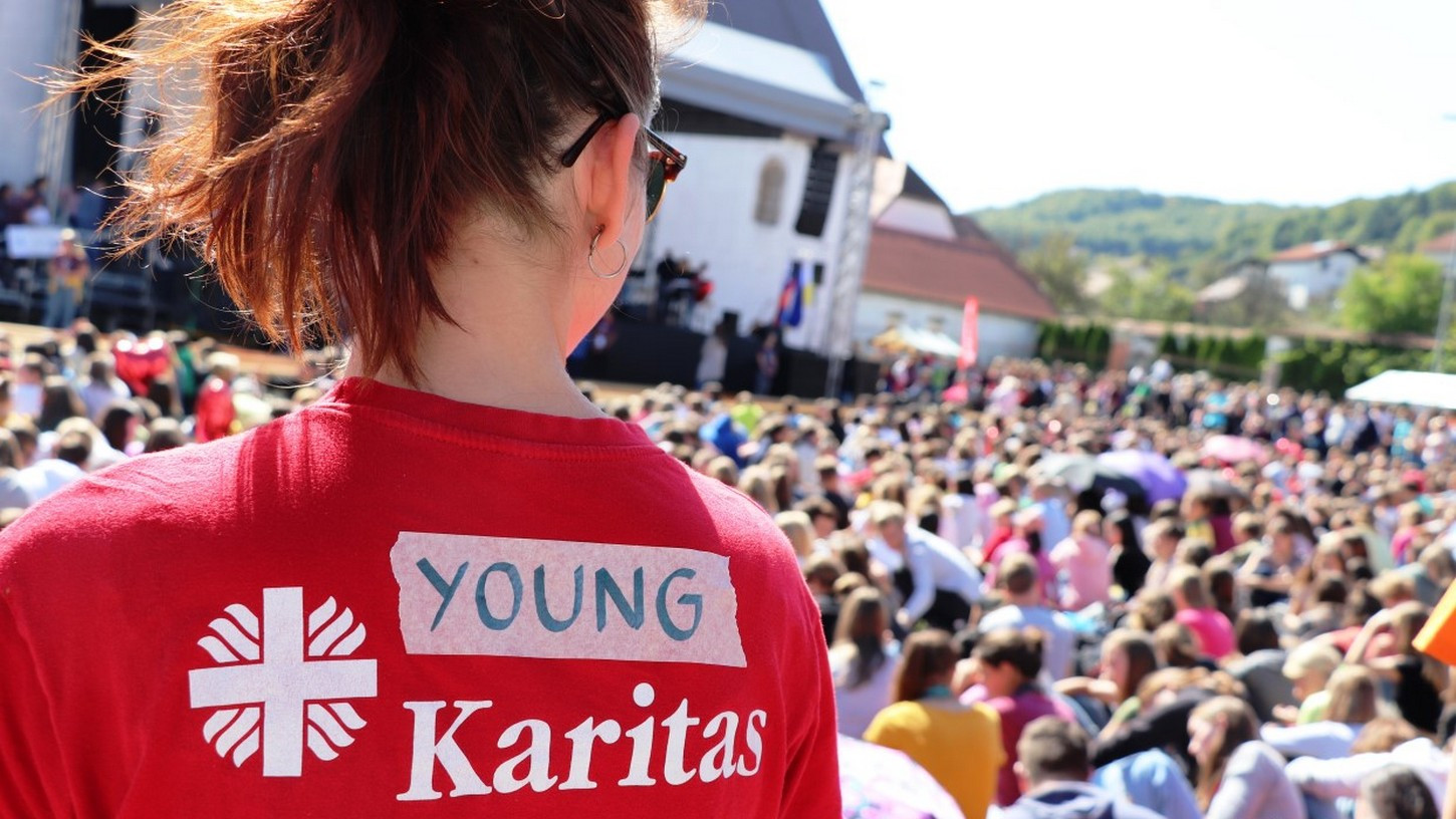 Mlada karitas v sklopu mednarodne Young Karitas pomaga premagovati tudi osamljenost