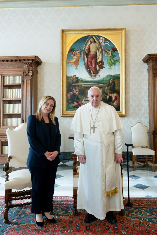 Italijanska predsednica Giorgia Meloni in papež Frančišek