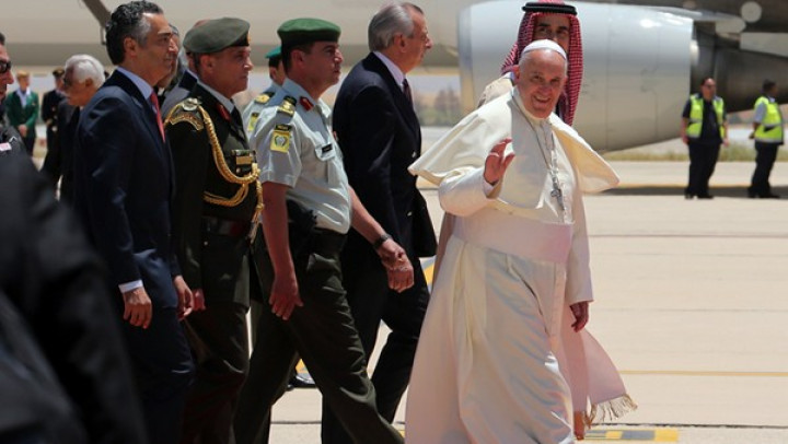 Papež Frančišek v Jordaniji