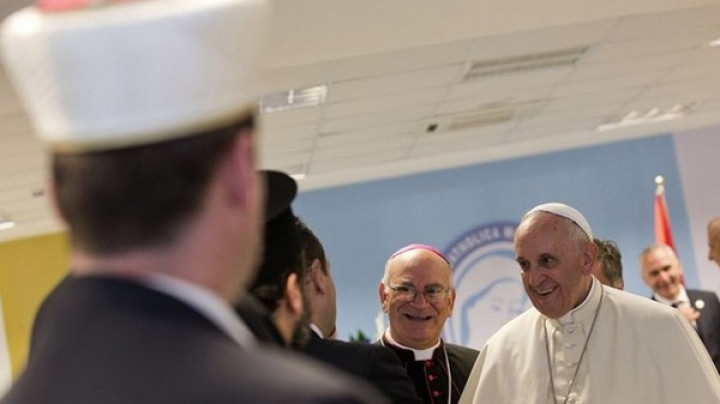 Papež Frančišek s predstavniki drugih verstev
