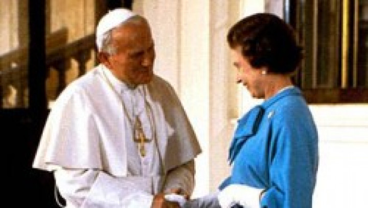 Papež Janez Pavel II. in kraljica Elizabeta