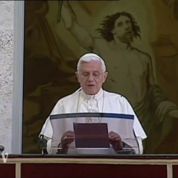 Benedikt XVI., Angelus v Castel Gandolfu (photo: CTV)