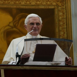 Benedikt XVI. nagovor (photo: p. Robert Bahčič)