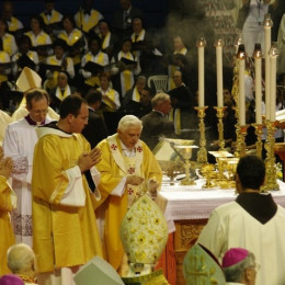 Papež Benedikt XVI. sklenil obisk na Cipru (photo: www.papalvisit.org.cy)
