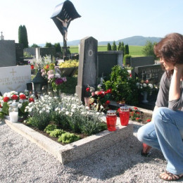 Grob Alojzija Grozeta (photo: Izidor Šček)