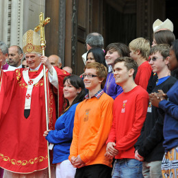 Papež med mladimi (photo: www.thepapalvisit.org.uk )