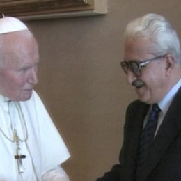 Janez Pavel II. in Tariq Aziz (photo: Romereports.com)