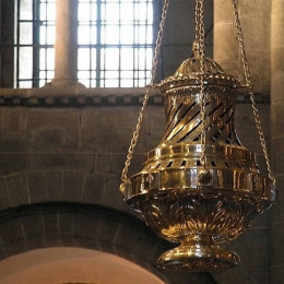 Botafumeiro v katedrali sv. Jakoba v Komposteli (photo: Wikipedia)