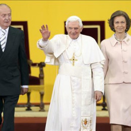 Papež Benedikt XVI. v Španiji, kraljevi par (photo: www.visitadelpapa2010.org)